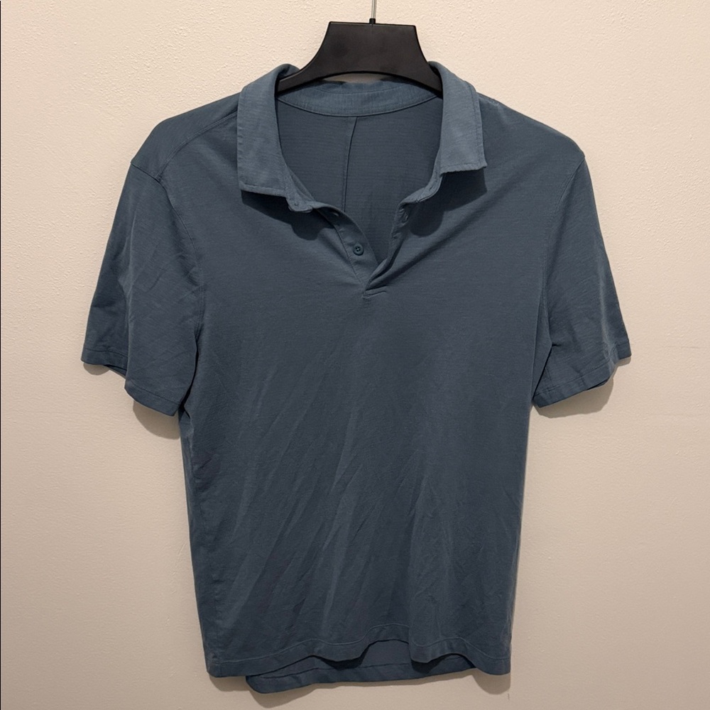 Men’s lululemon blue polo